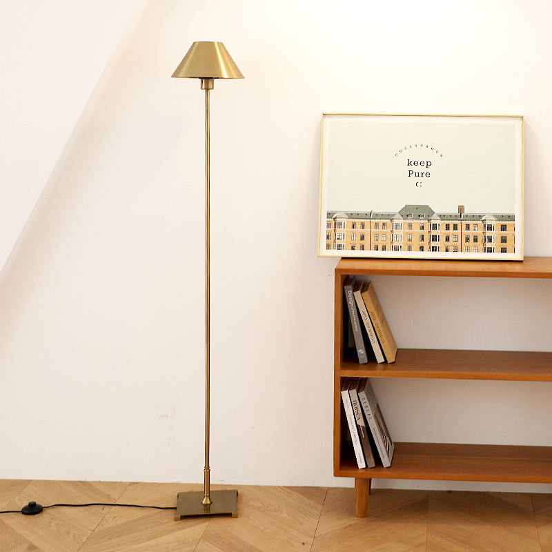 Floor Standing Lamp