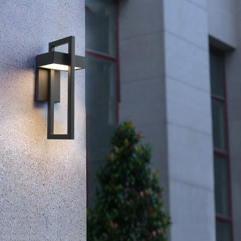 Outdoor Wall Lamp