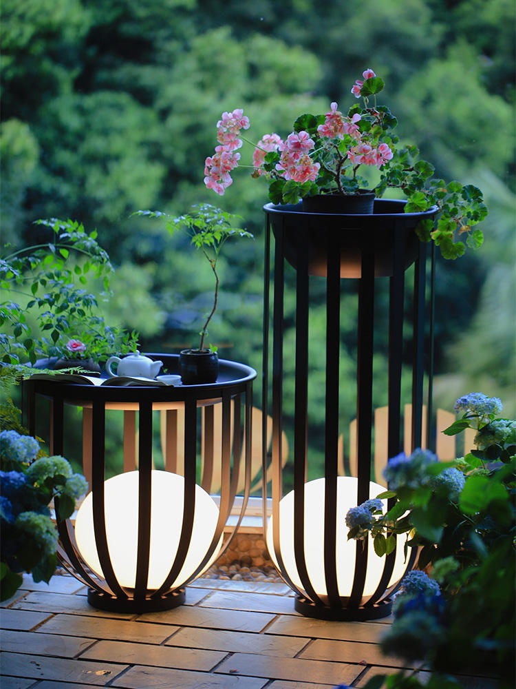 Outdoor Floor Lamp